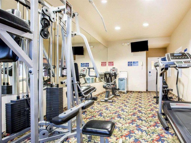 Comfort Inn & Suites Salinas Bagian luar foto