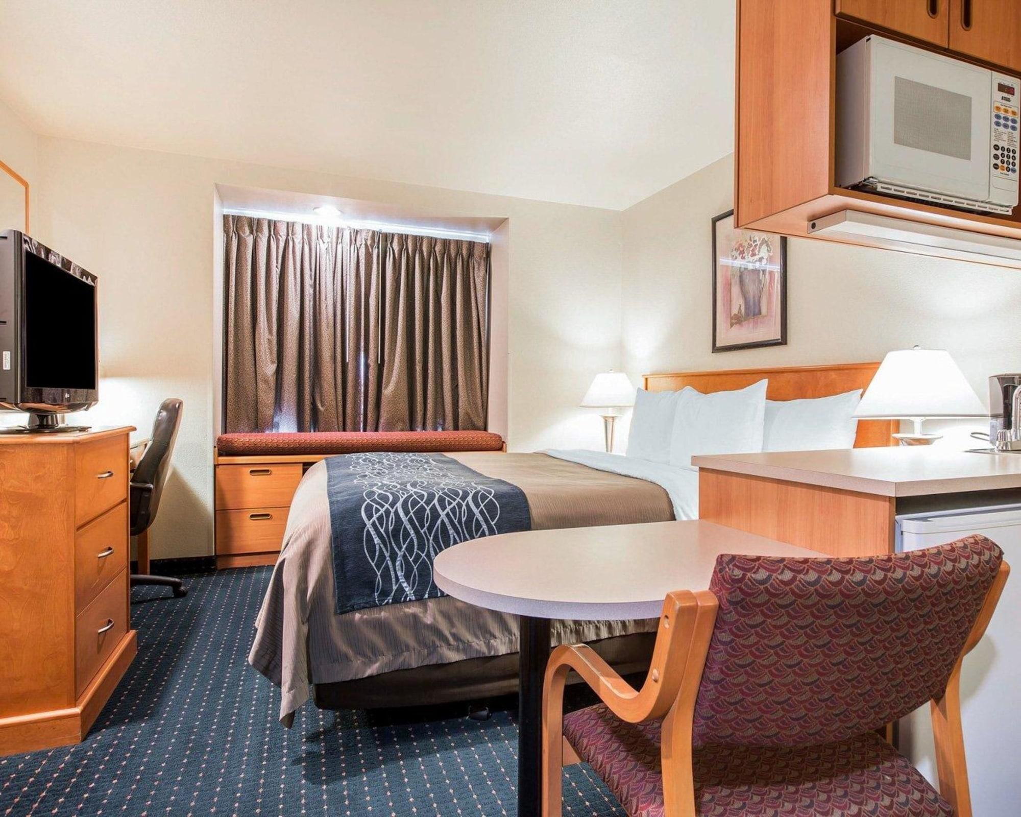 Comfort Inn & Suites Salinas Bagian luar foto