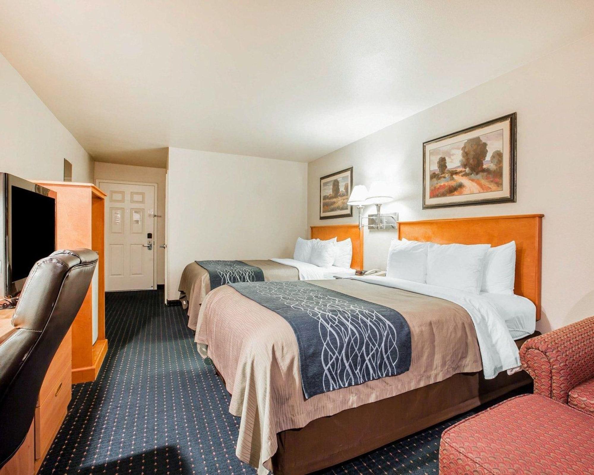Comfort Inn & Suites Salinas Bagian luar foto