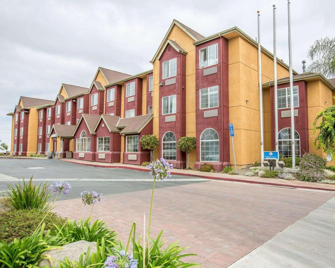 Comfort Inn & Suites Salinas Bagian luar foto